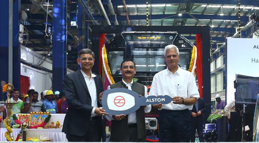 Alstom successfully hands over the first trainset to Delhi Metro Rail Corporation