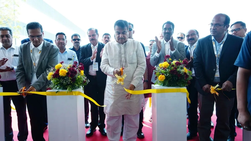 Nitin Gadkari inaugurates GMMCO’s new service & supply hubs at Butibori and Hingna in Nagpur