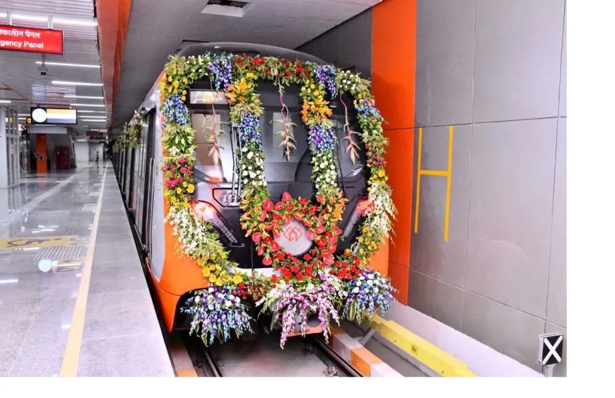 PM Narendra Modi inaugurates Kanpur Metro